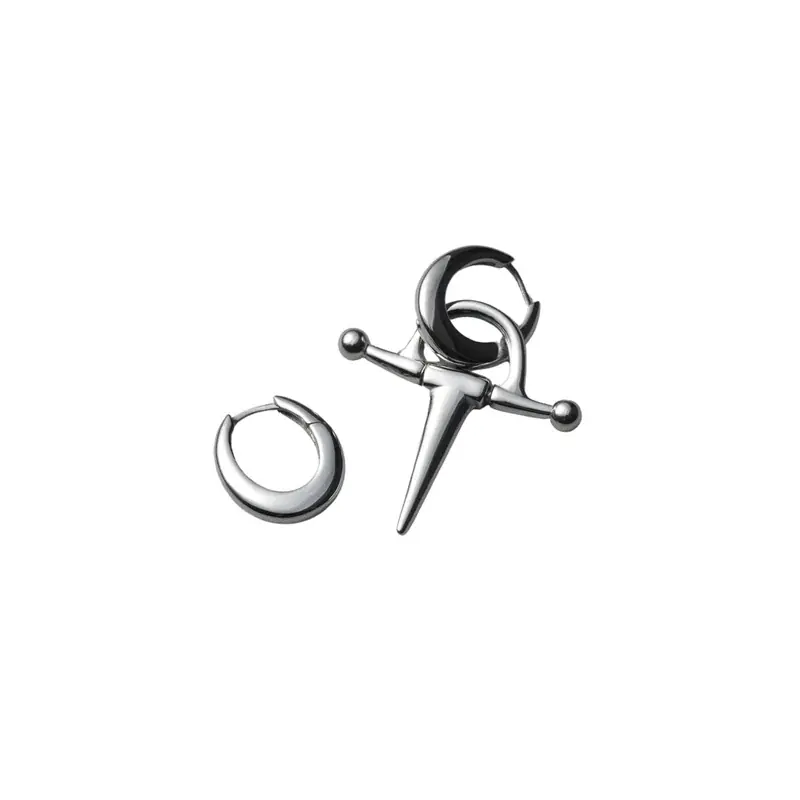 The Bit Earring – Silver - Erbjudandet går snart ut